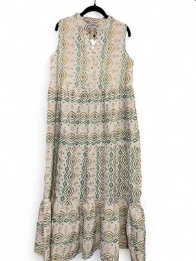 NWT Sleeveless Cream Maxi Dress with Green & Gold Aztec Print